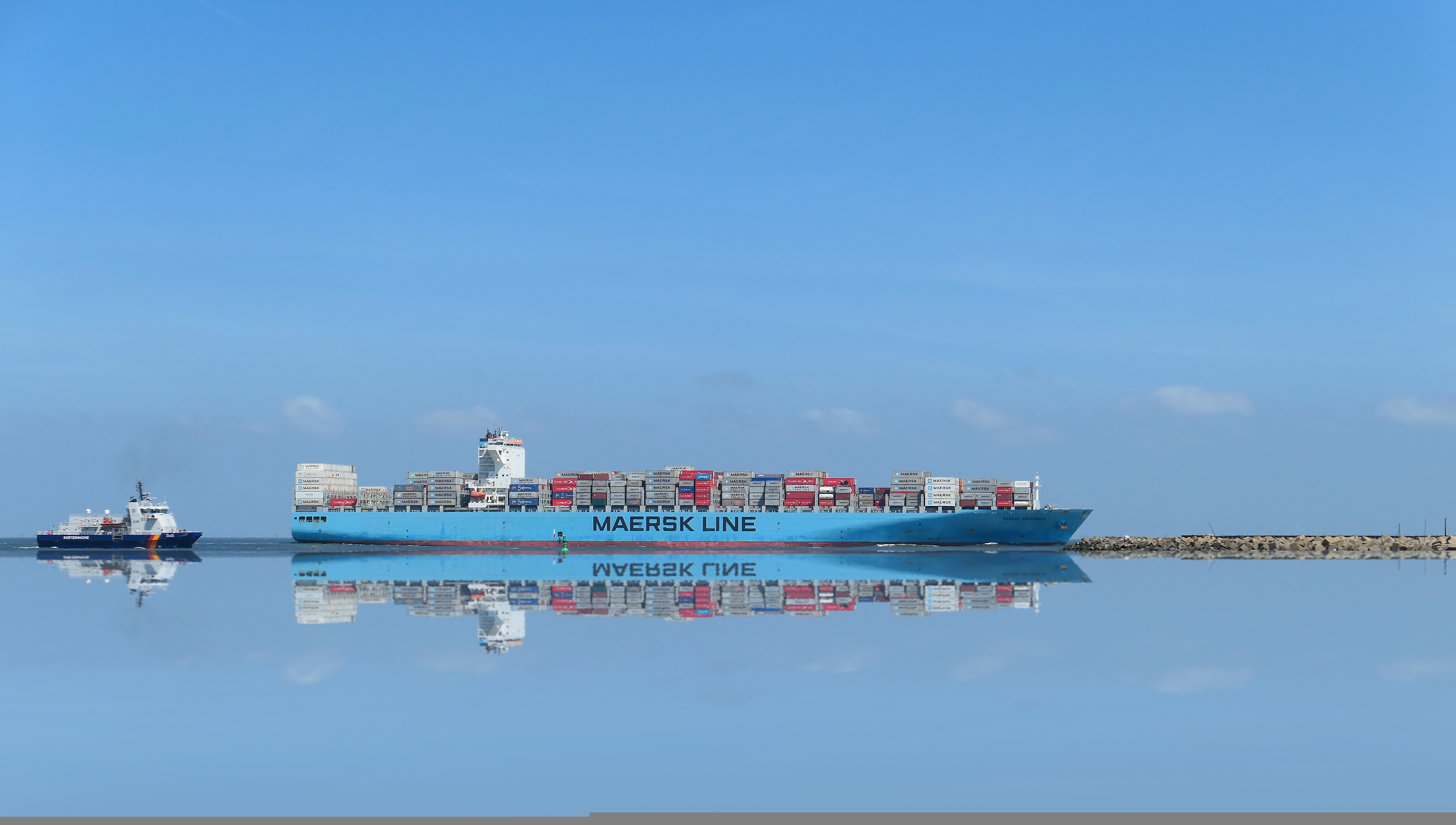 freighter-cuc.jpg freighter-cuc.jpg